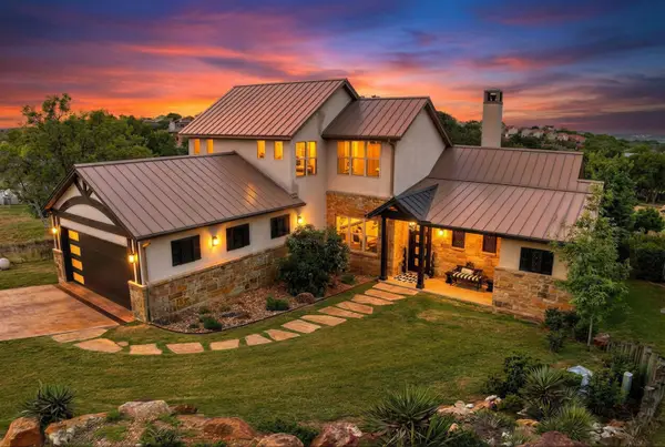 104 Smugglers Cove, Horseshoe Bay, TX 78657