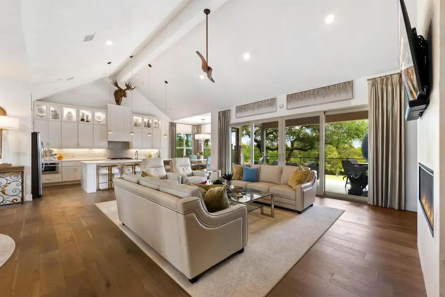 104 Smugglers Cove, Horseshoe Bay, TX 78657 - #3