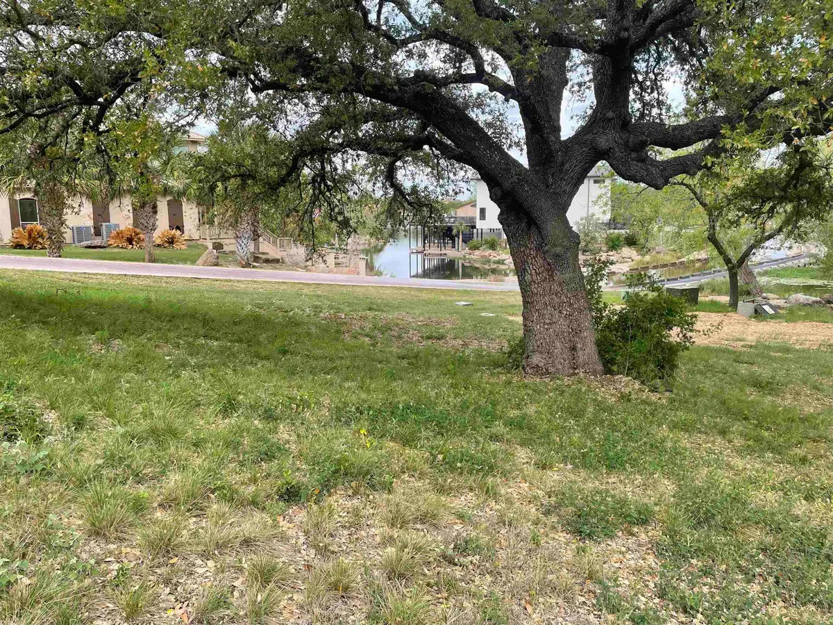 900 & 800 Hi Circle North, Horseshoe Bay, TX 78657 - #1