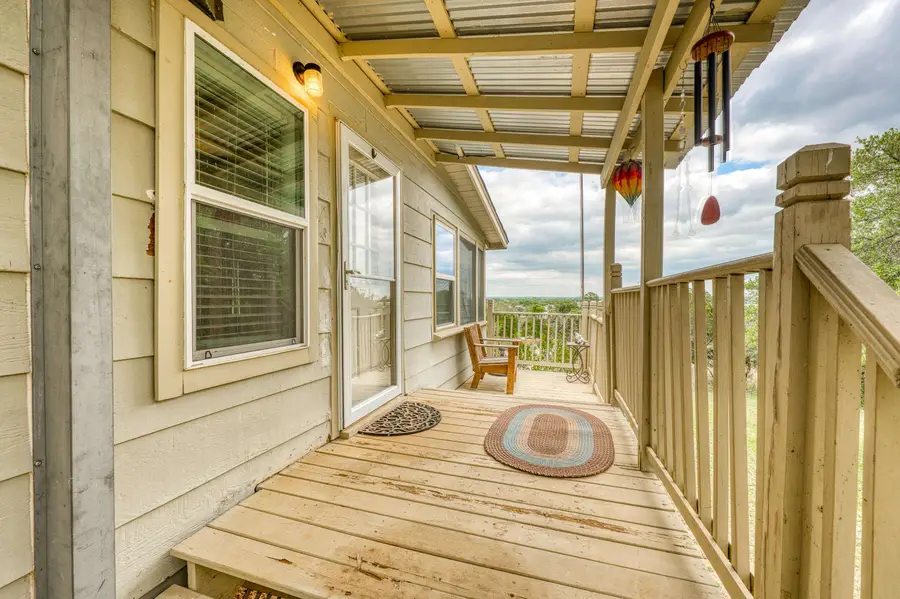 204 W Lakeshore Drive, Llano, TX 78643 - #2