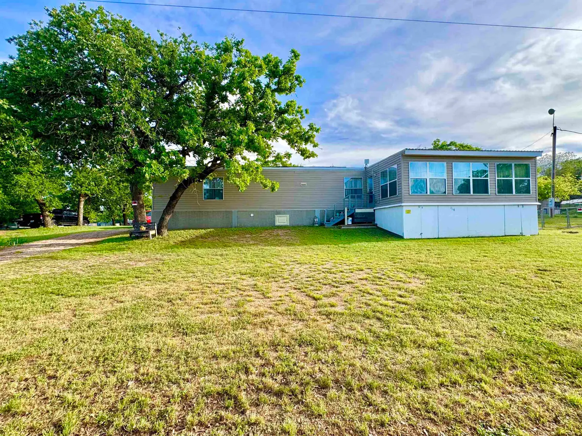 118 Beaver St., Tow, TX 78672 - #1