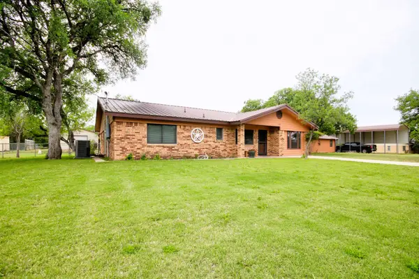 205 Reven Acres, Kingsland, TX 78639