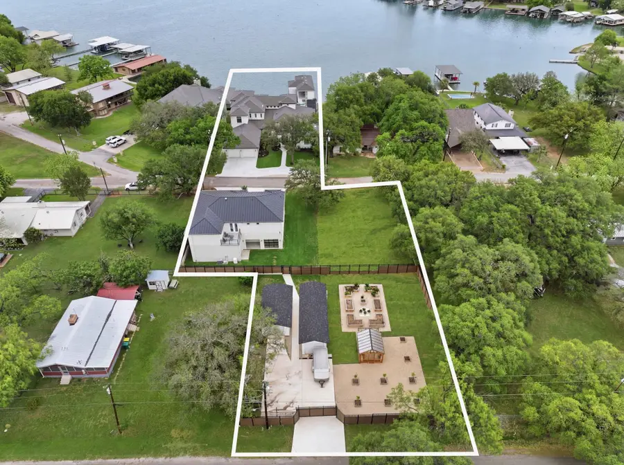 136 S Shorewood Drive, Granite Shoals, TX 78654 - #2