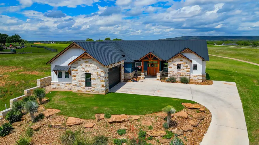 112 Legendary Estates Dr, Kingsland, TX 78639 - #2