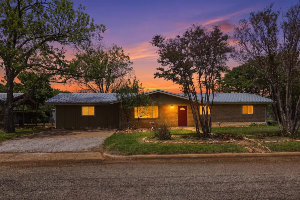 1309 E Brown Street, Llano, TX 78643 - #1