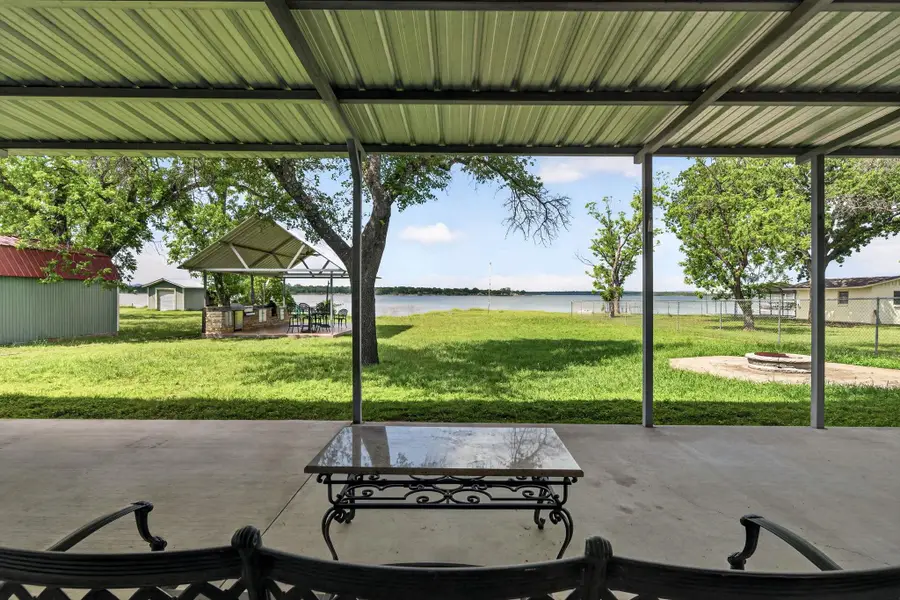 704 Golden Beach Dr, Buchanan Dam, TX 78609 - #2