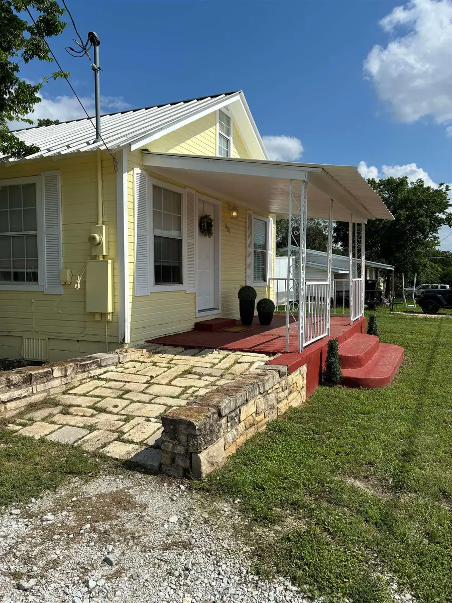 301 N Rhomberg, Burnet, TX 78611 - #2