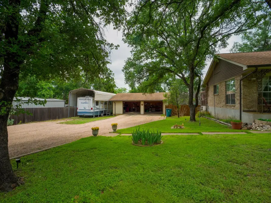 332 Panorama, Buchanan Dam, TX 78609 - #3
