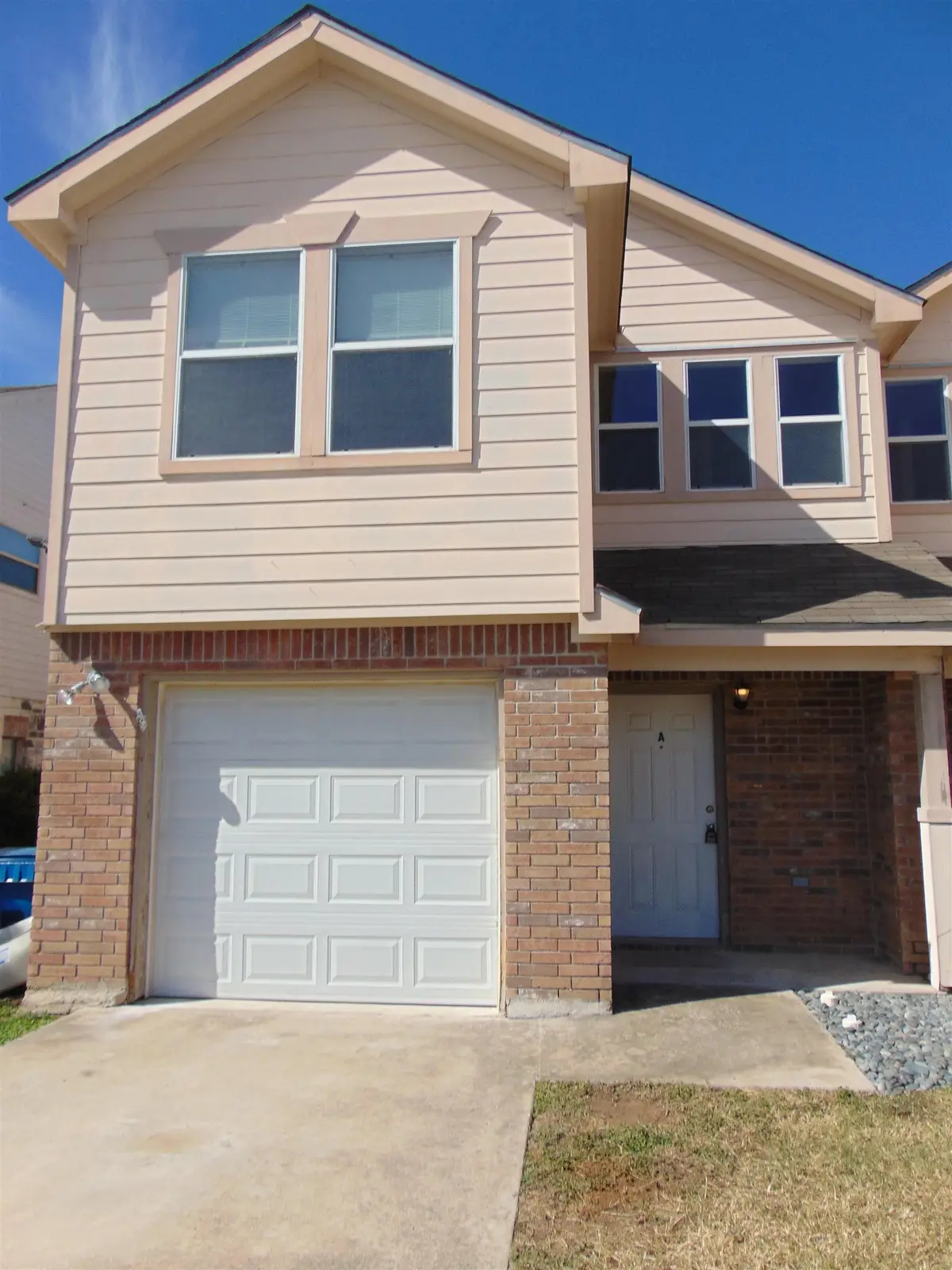 1600 B Claremont Circle, Marble Falls, TX 78654 - #1