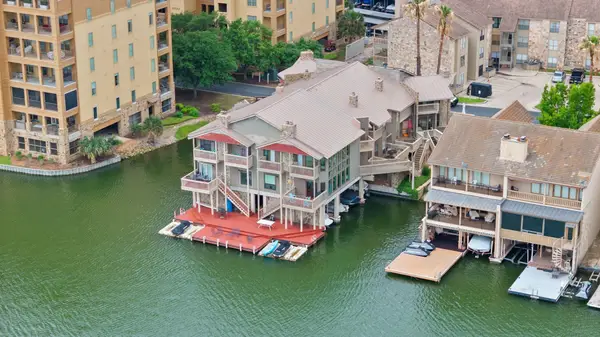 1101 The Cape #6, Horseshoe Bay, TX 78657