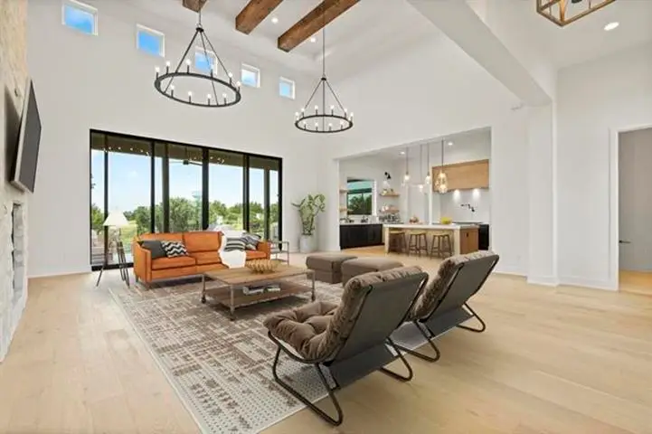 101 Meadow Beauty, Horseshoe Bay, TX 78657-0000 - #3