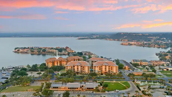 98 Island Dr, Horseshoe Bay, TX 78657