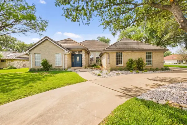 1322 Hi Circle N, Horseshoe Bay, TX 78657