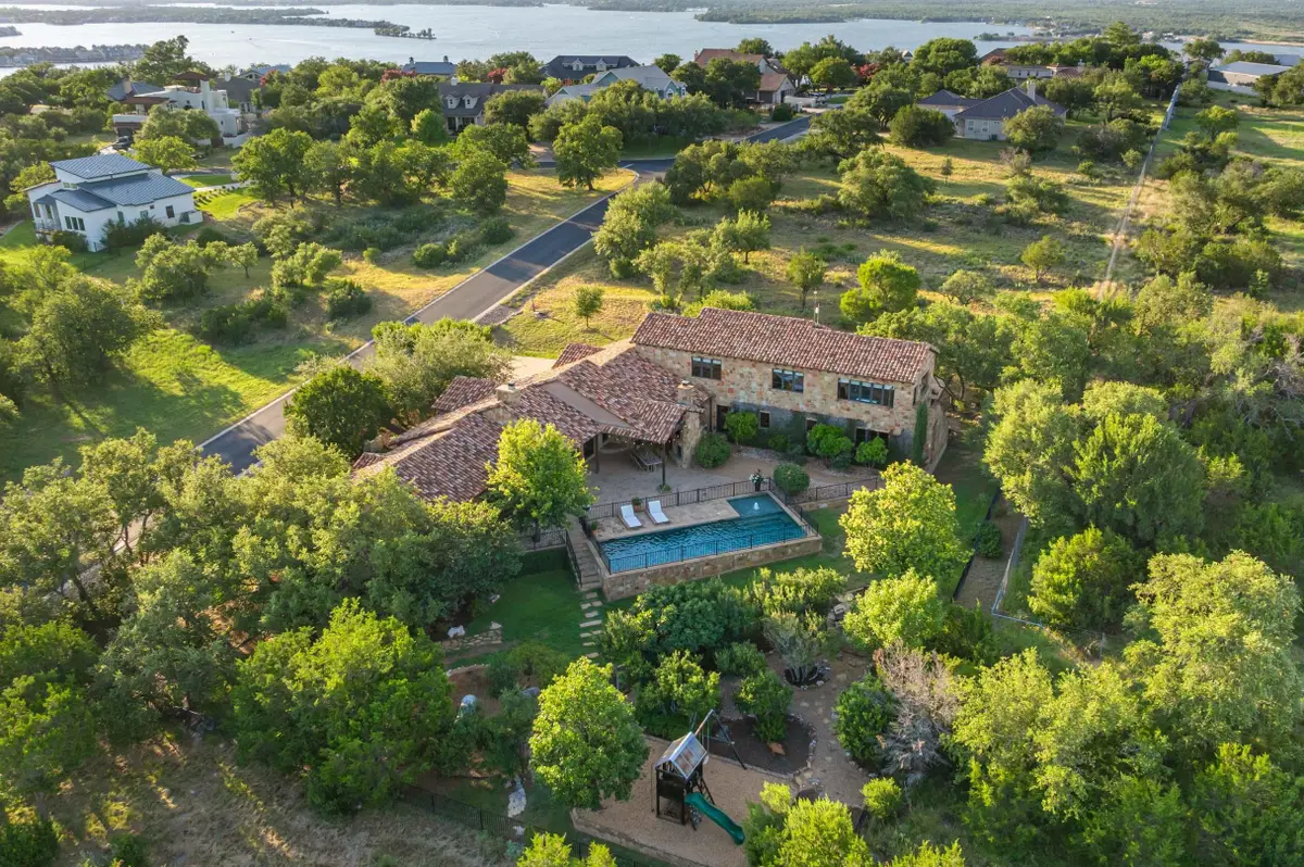 205 Hi Ridge Rd, Horseshoe Bay, TX 78657 - #1
