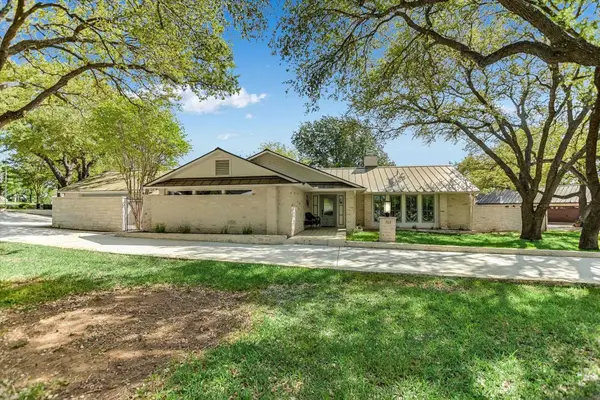 703 Red Sails, Horseshoe Bay, TX 78657