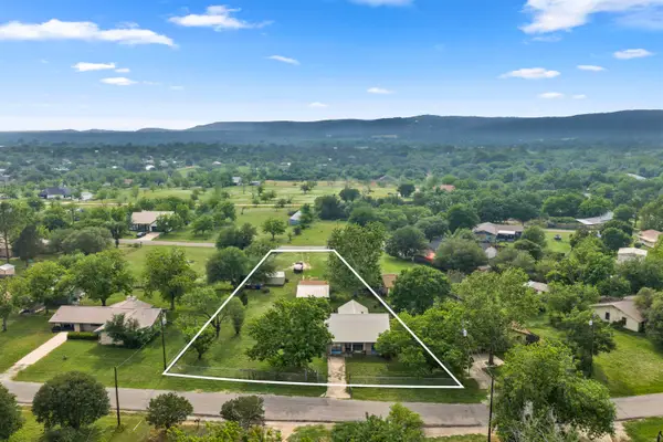 210 N River Oaks Drive, Burnet, TX 78611