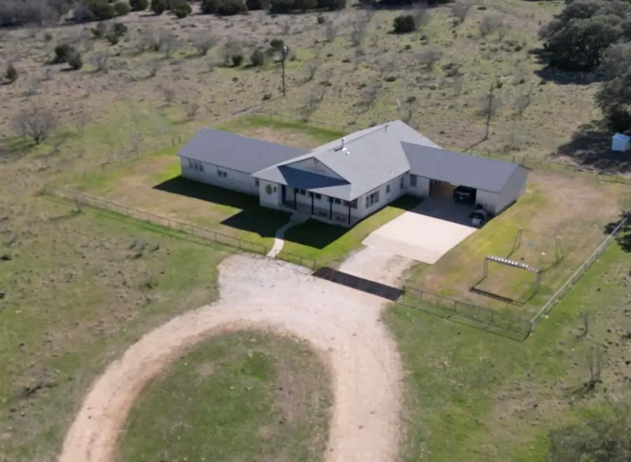 530 Cr 406, San Saba, TX 76877 - #3