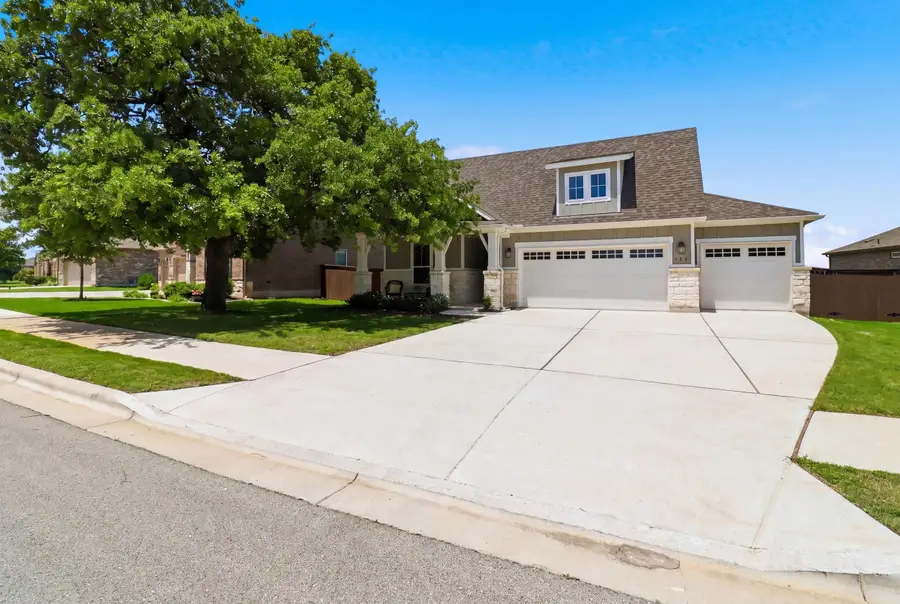 304 Fiddleneck Rd, Marble Falls, TX 78654 - #2