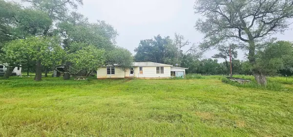 505 E Fm 501, Cherokee, TX 76832
