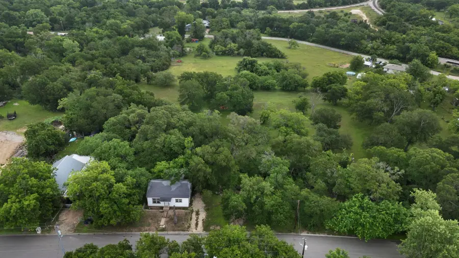 1007 S Pierce Street, Burnet, TX 78611 - #3