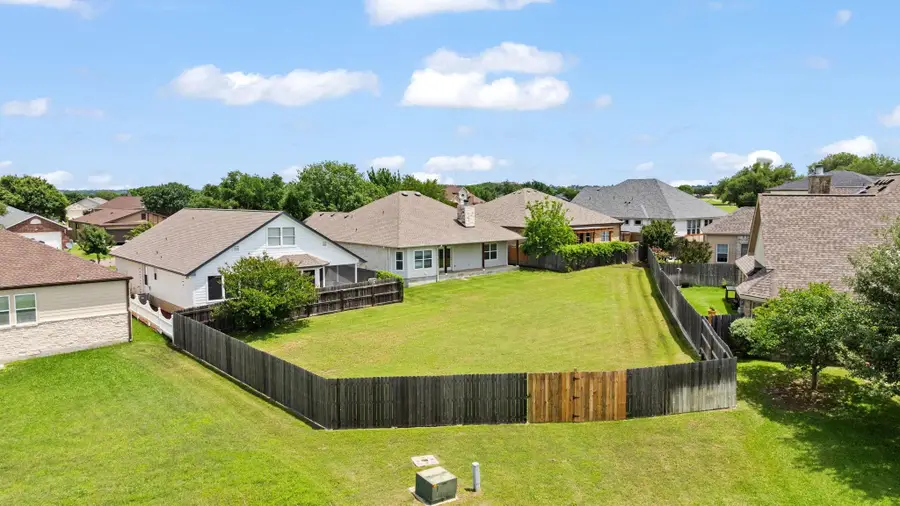 417 Spyglass St, Meadowlakes, TX 78654 - #2