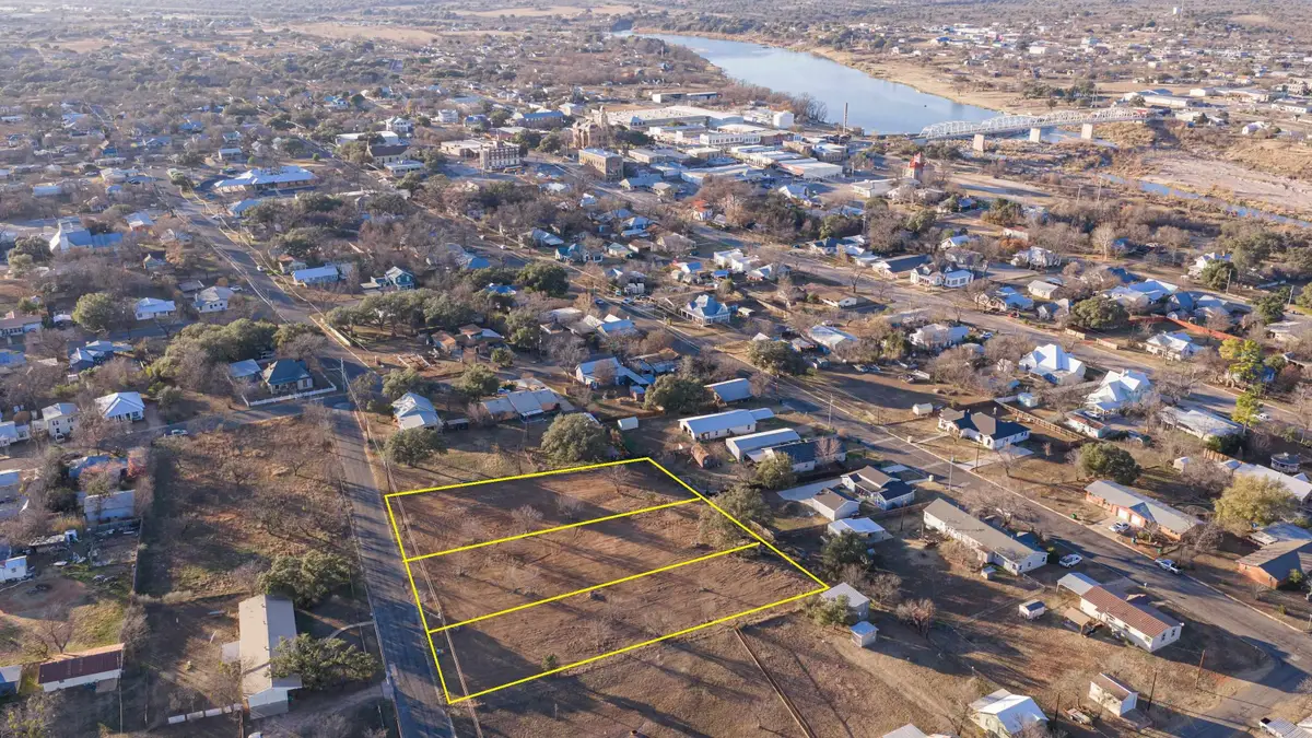 Tbd E Wallace Street, Llano, TX 78643-0000 - #1