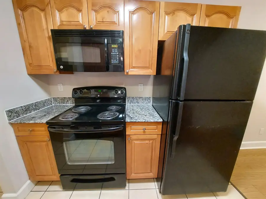 706 B Claremont, Marble Falls, TX 78654 - #2