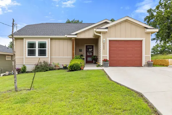 1625 Packsaddle Trail, Kingsland, TX 78639