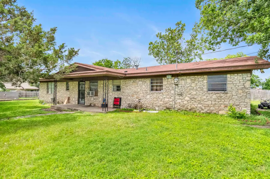 802 Westfall Street, Burnet, TX 78611 - #2