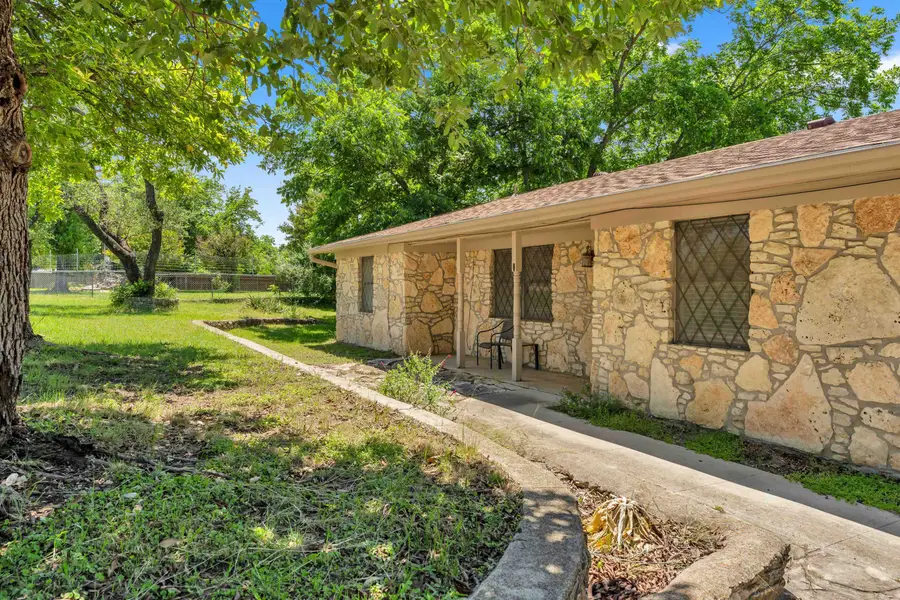 8 Saul Drive, Lampasas, TX 76550 - #3