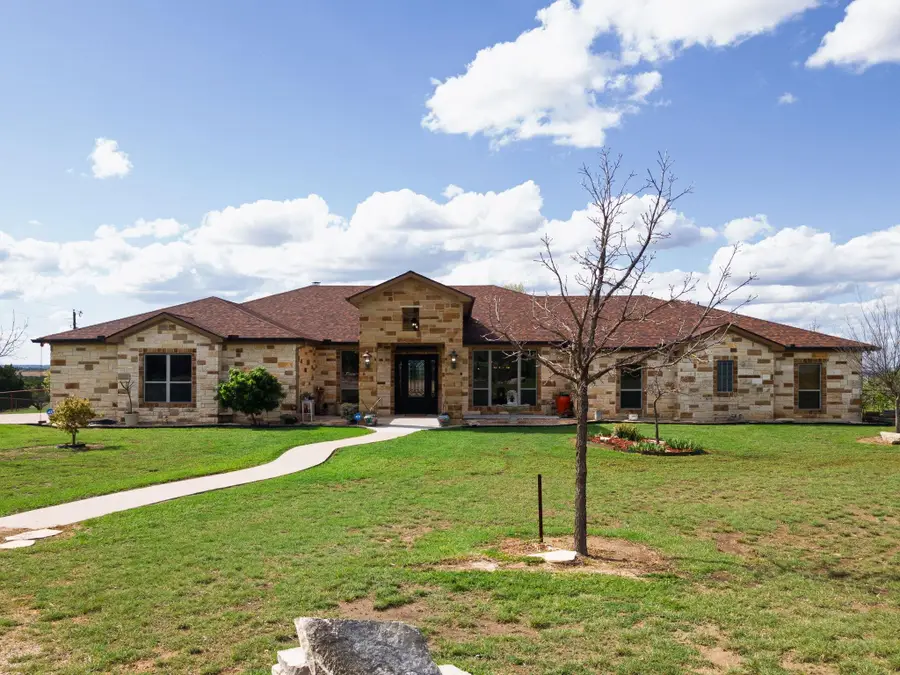 5450 County Road 101, Lampasas, TX 76550 - #2