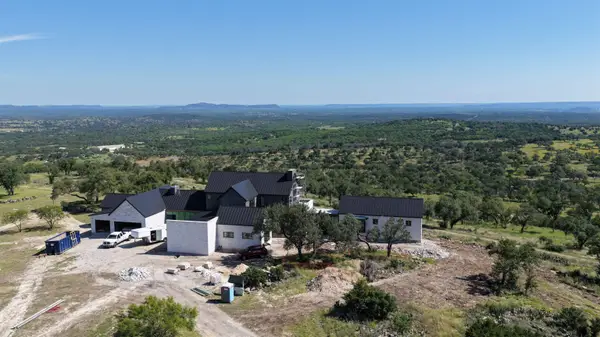 3531 Rm 3347 Road, Round Mountain, TX 78663