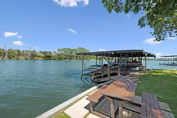 1435 E Zipp Road, New Braunfels, TX 78130