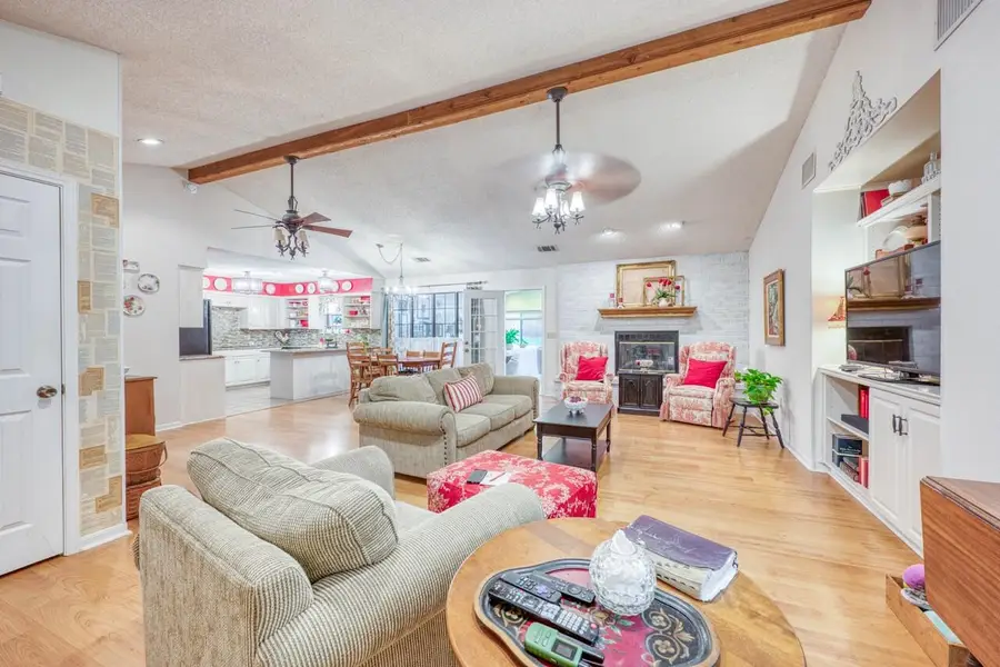 322 San Saba Street, Meadowlakes, TX 78654 - #2