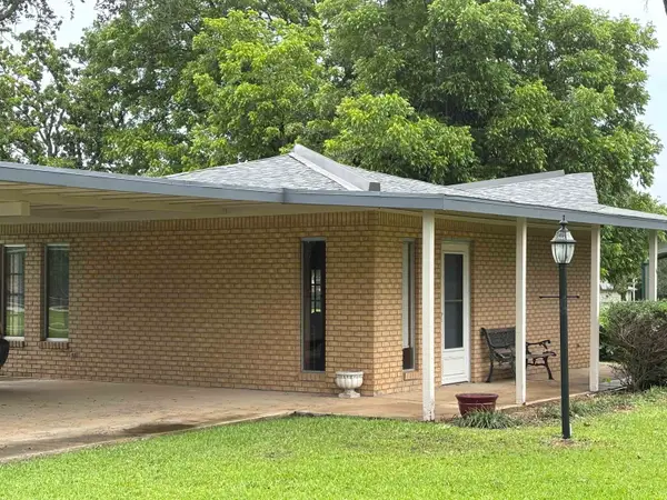 112 E Heron Drive, Highland Haven, TX 78654