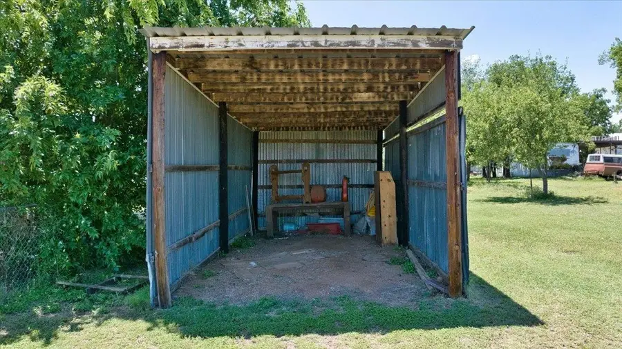 209 E Houston Street, Llano, TX 78643-0000 - #3
