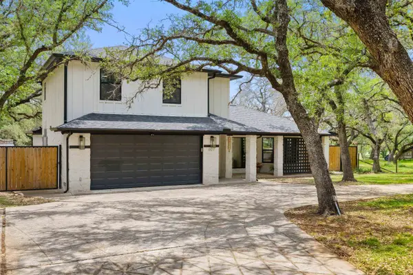 607 Liveoak Drive, Johnson City, TX 78636