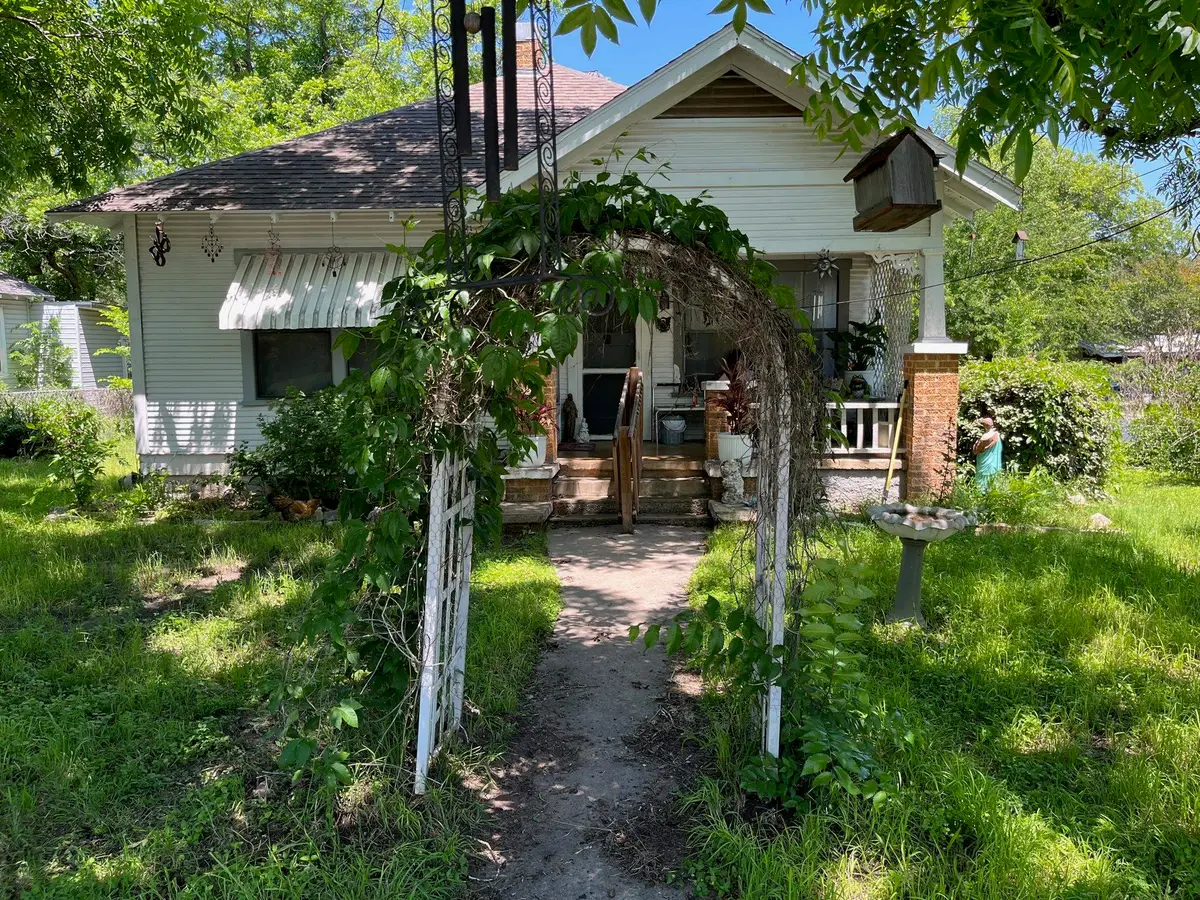 409 S Pierce, Burnet, TX 78611 - #1
