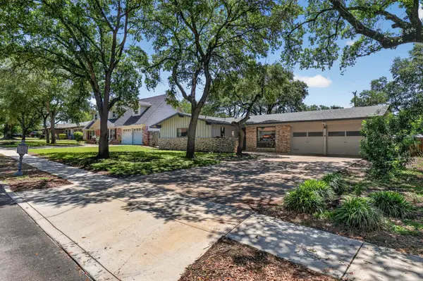 11022 Burr Oak Drive, San Antonio, TX 78230