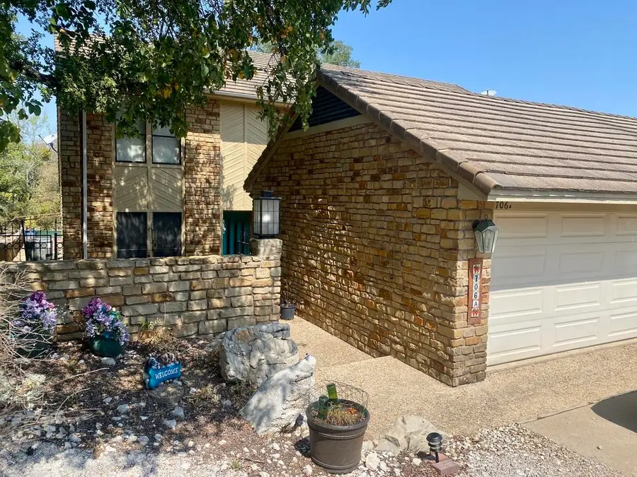 706-A Clayton Nolen, Horseshoe Bay, TX 78657 - #3