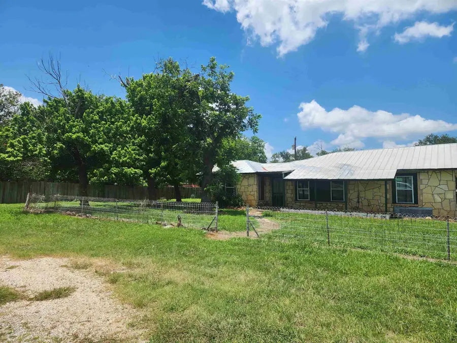 421 E Fm 501, Cherokee, TX 76832 - #3