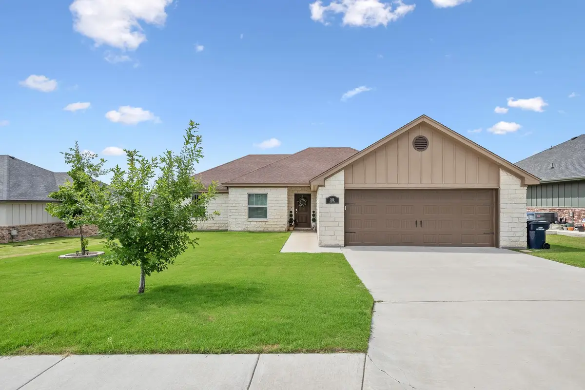 105 Elmer, Burnet, TX 78611 - #1
