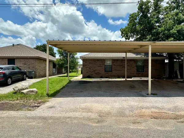 714 Redwood Lane, Kingsland, TX 78639