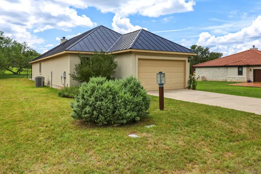 340 Sun Ray, Horseshoe Bay, TX 78657 - #2