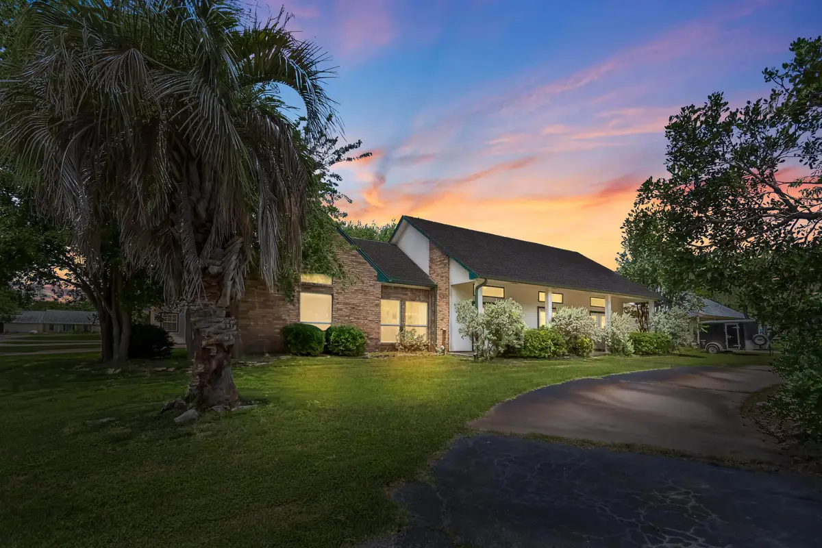305 La Mesa, Kingsland, TX 78639 - #1