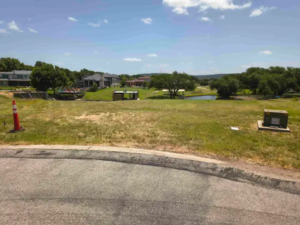 121 Blue Heron Drive, Kingsland, TX 78639