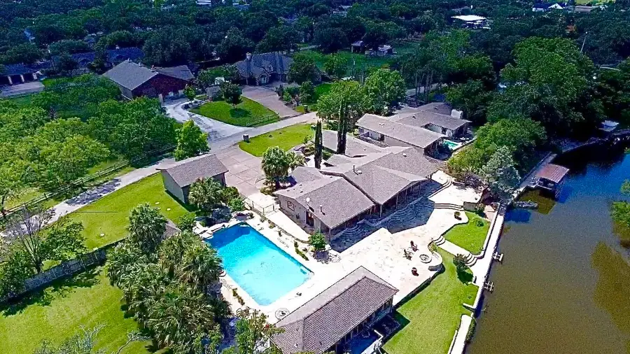 311 Oleander Dr, Marble Falls, TX 78654 - #3