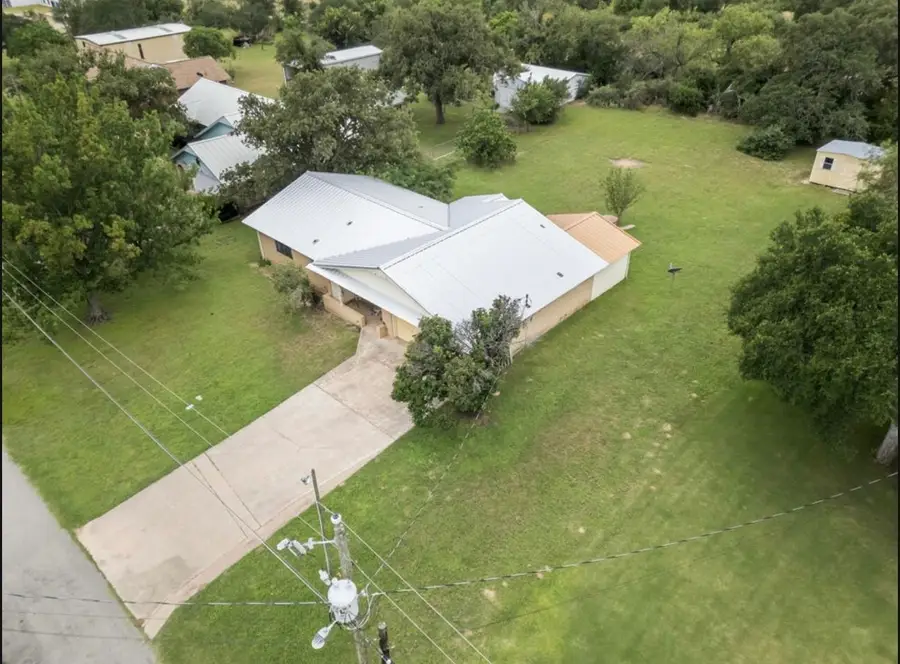301 Reven Acres Dr, Kingsland, TX 78639 - #3
