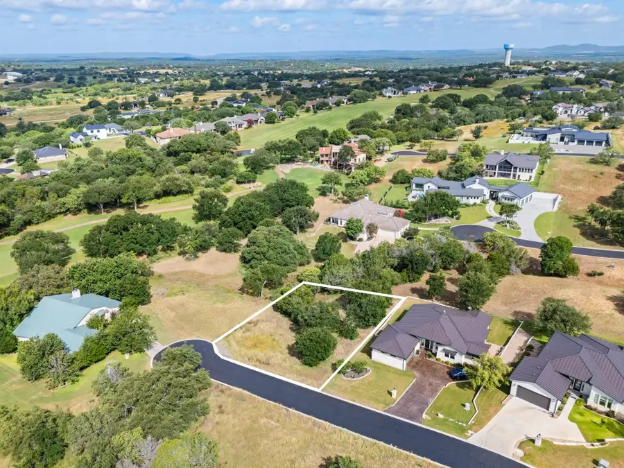 408 Emerald Way, Horseshoe Bay, TX 78657 - #2