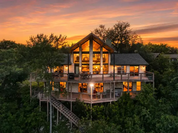 3609 Peninsular Drive, Marble Falls, TX 78654